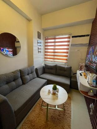 Staycation in Muntinlupa at Leaf Residences Vacation rental in Muntinlupa