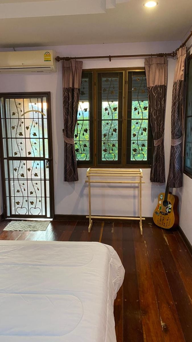 Coastal Lodge Bang saray Vacation rental in Chon Buri Changwat