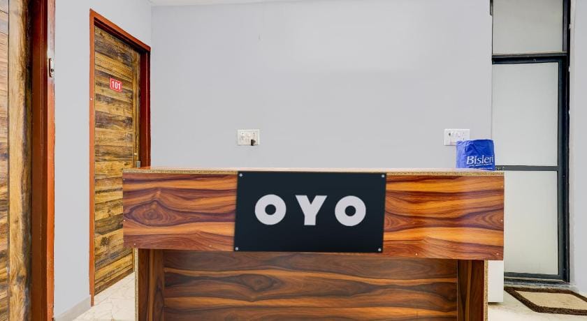HOTEL O BLUE STAR Hotel in Delhi