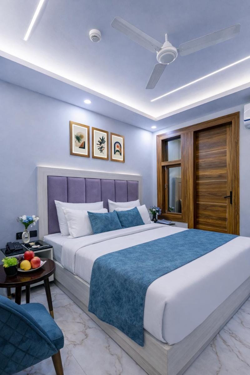 Hotel Urban Royale - IGI Airport Delhi Hotel in New Delhi
