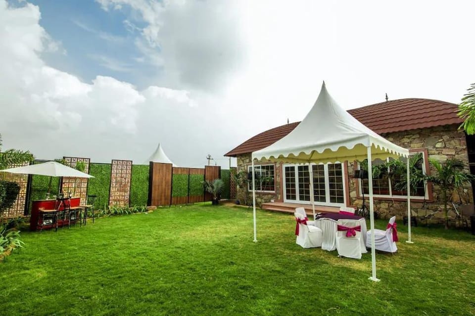 Atola Outhouse Resort Hotel in Rajasthan