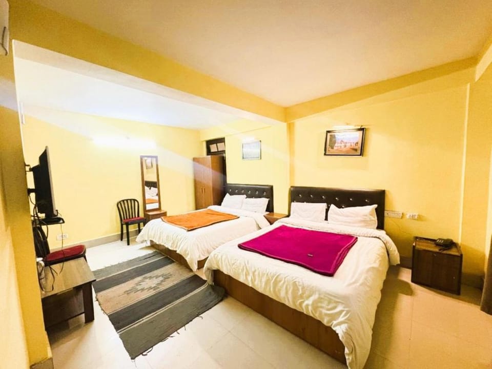Himalyan Gate Way Residency Darjeeling Hotel in Darjeeling