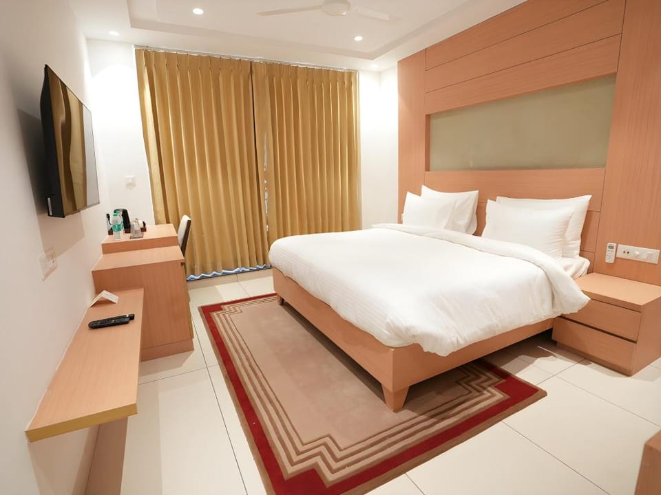Annekaa Heights Hotel in Uttar Pradesh