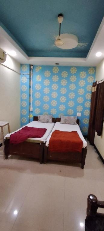 Shri Radhe Krishna Hotel & Restaurant Hotel in Maharashtra