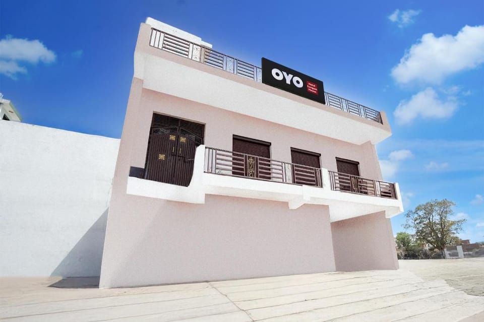 Hotel O SANGAM HOUSE HOTEL Hotel in Uttar Pradesh
