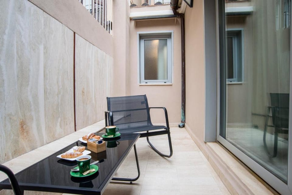 Bocca di Leone Luxury Suite Bed and Breakfast in Rome