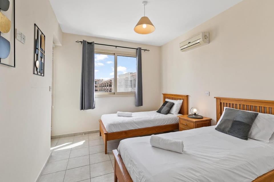 Royal Seacrest amazing location 2 Bed Apartment by VICHY Holidays Vacation rental in Paphos