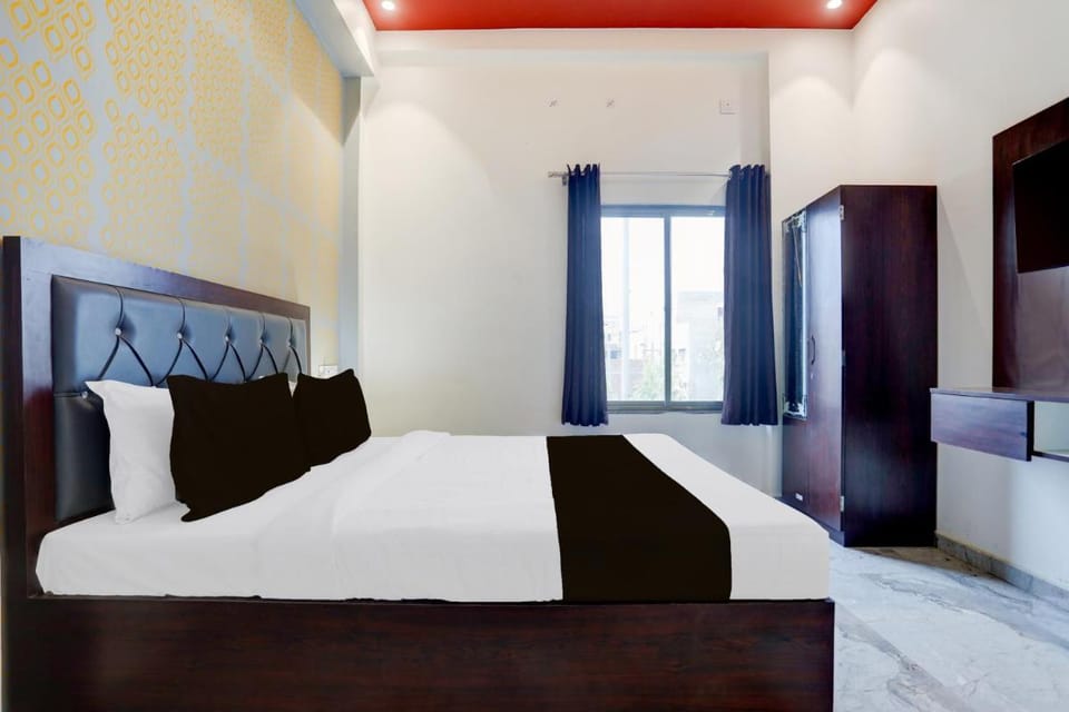 Hotel O Om Sai inn Hotel in Uttar Pradesh