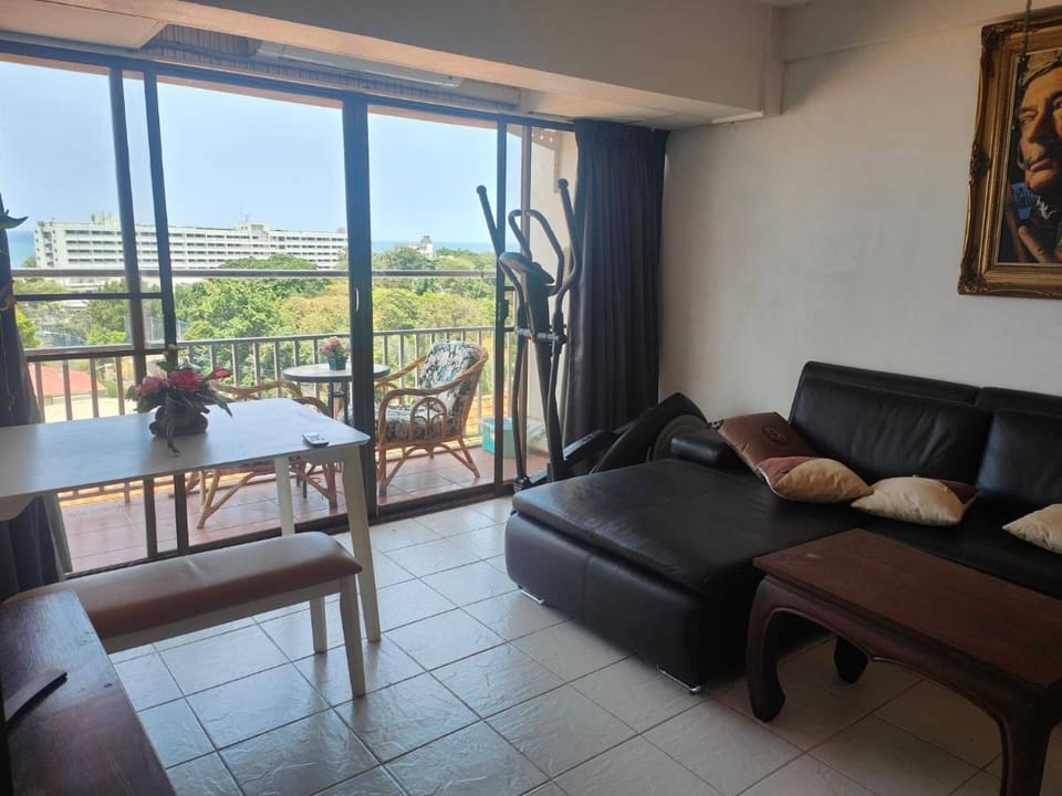 sombat condo seaview 1 bedroom Apartment in Pattaya City