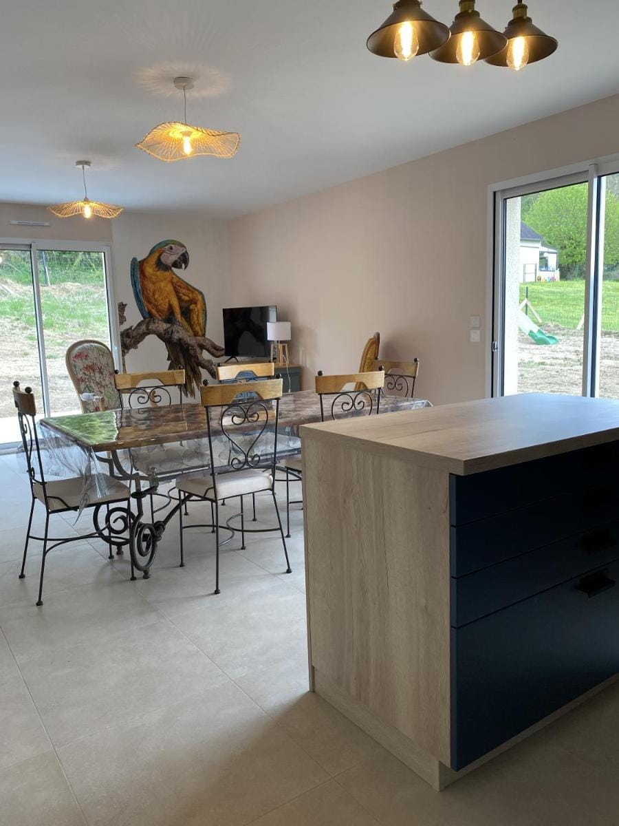 Gite le Perroquet Country House in Centre-Val de Loire