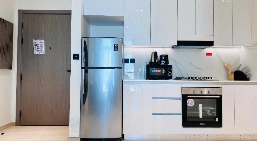 OYO HOME 1458 Premium 1bed Apartment In Jvc Be1005 Hotel in Dubai