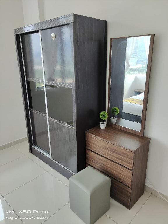 3R2B |6-8pax| Ipoh Top Floor Cozy house @MeruRaya Apartment in Ipoh