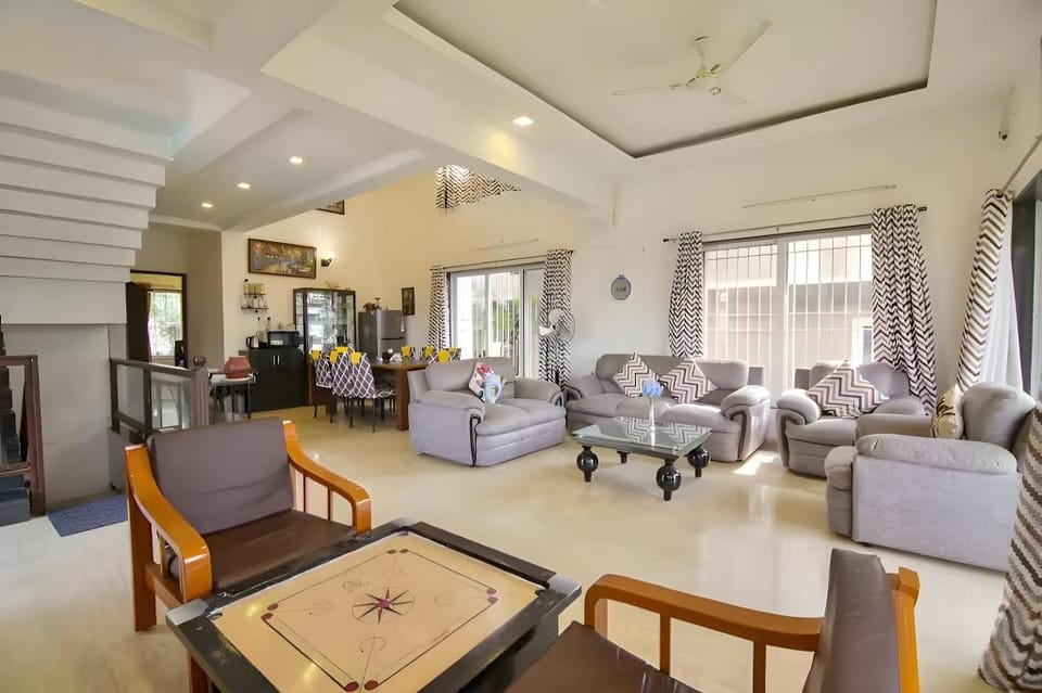 5BHK Pool villa scenic Parmar MountView,  lonavala Hotel in Lonavla