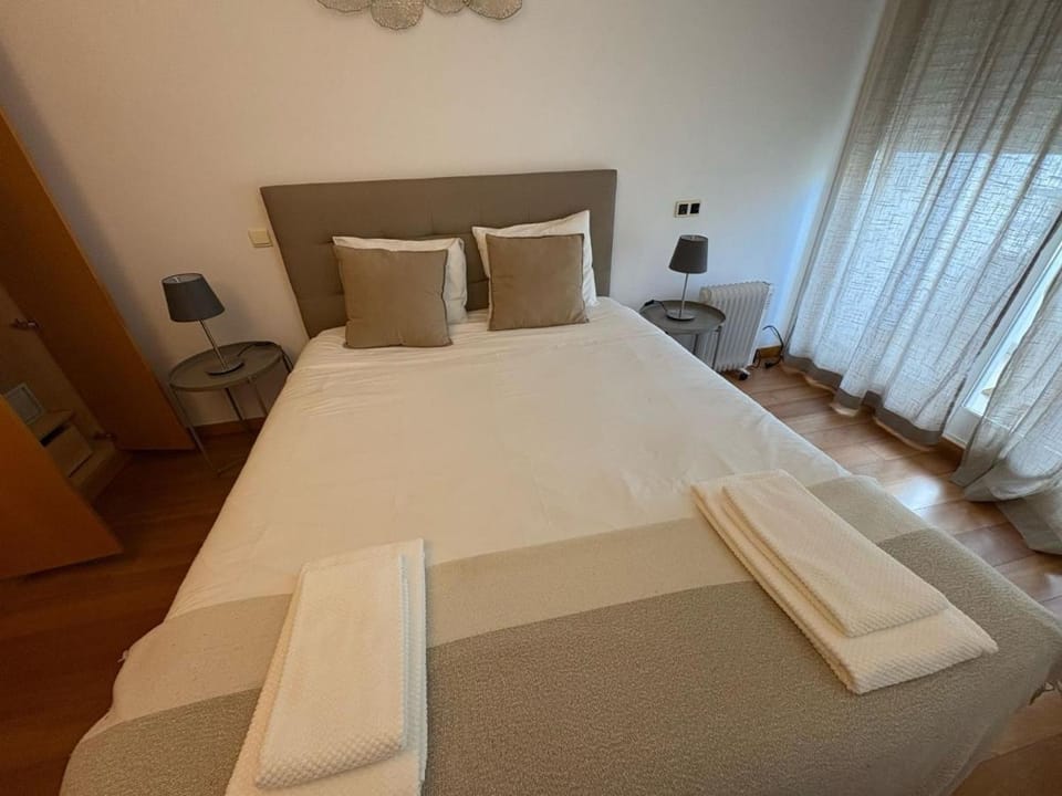 Riverside Expo Apartment in Lisbon
