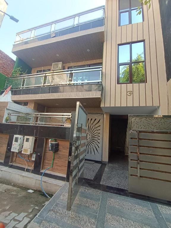 The Marigold Bliss homestay  Vacation rental in Agra