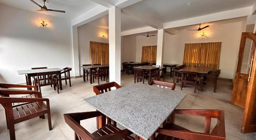 SAMBA CASTLE  Hotel in Karnataka