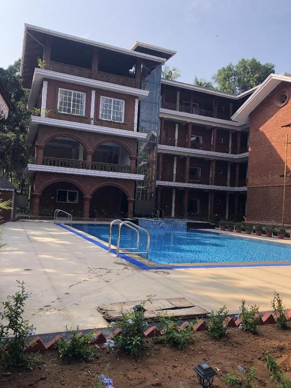 SAMBA CASTLE  Hotel in Karnataka