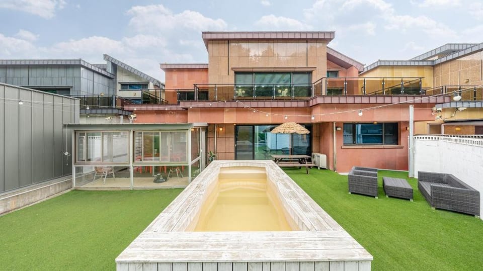 Gangneung Taurus Pension Bed and Breakfast in South Korea