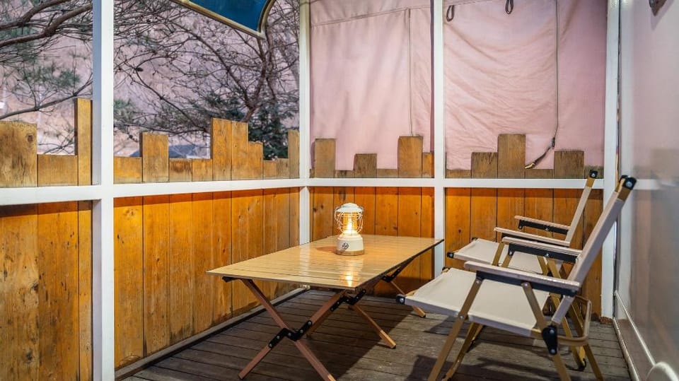 Chuncheon Free People's Caravan Pension Bed and Breakfast in Gyeonggi-do