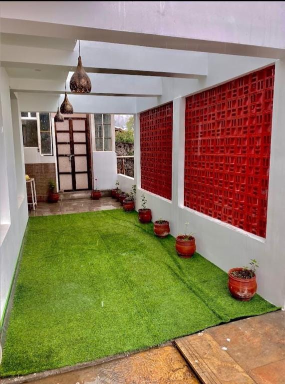 SRIVARI STUDIO APARTMENT Vacation rental in Kodaikanal