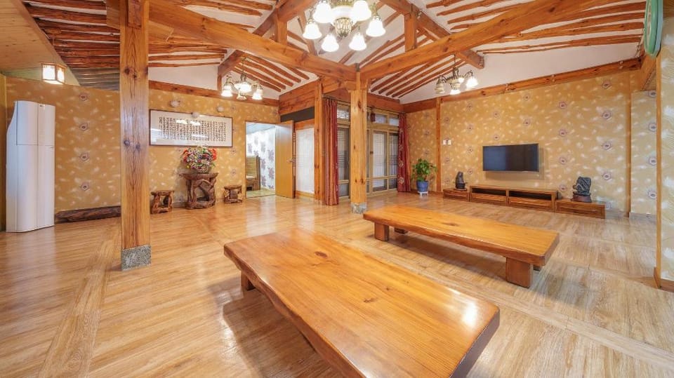 Gyeongju Silla Palace Pension Bed and Breakfast in South Korea