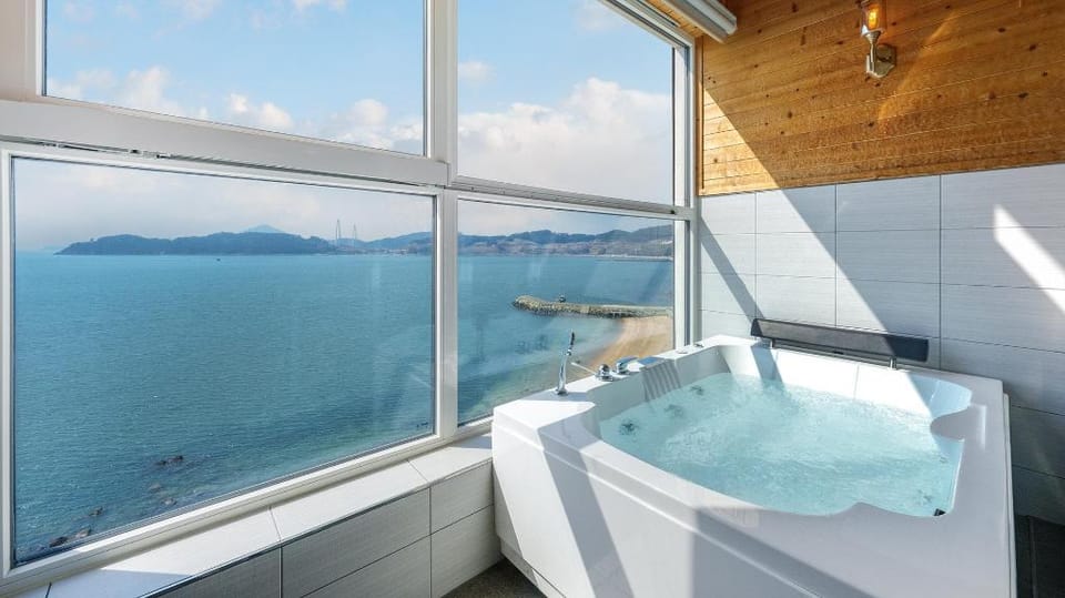 Jangsuri Pension in Yeosu Bed and Breakfast in South Korea