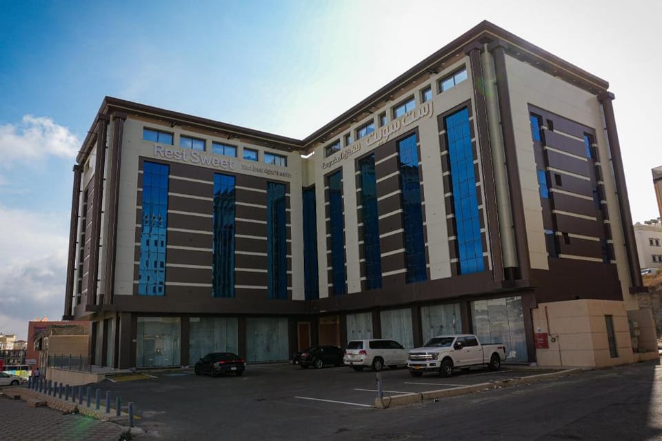 رست سويت للشقق المخدومة Apartment hotel in Saudi Arabia