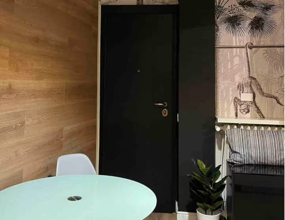 Portellohome, for 2 people Hotel in Milan