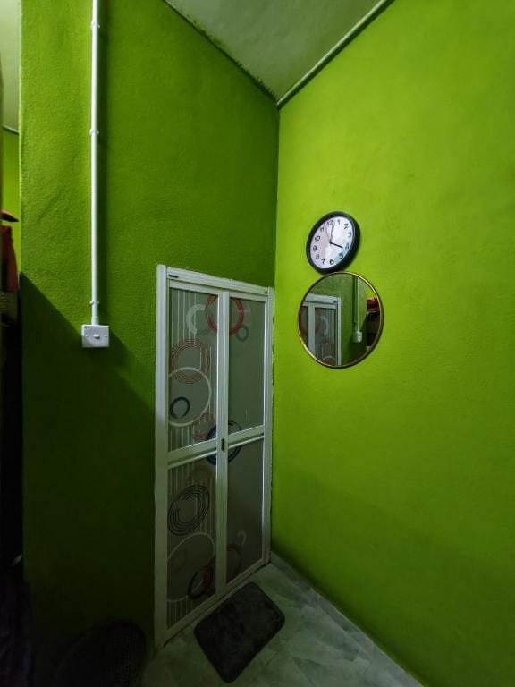 CHEAP ROOM Hotel in Besut