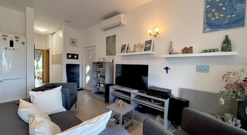 Two-Bedroom Apartment with Sea View Artmare Apartment in Zadar County