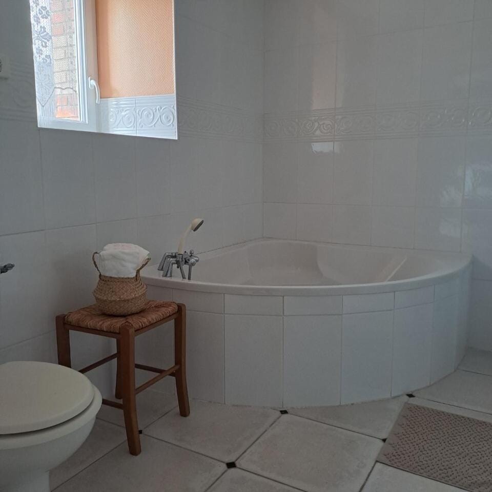 Domaine Le Lac Bed and Breakfast in Brittany