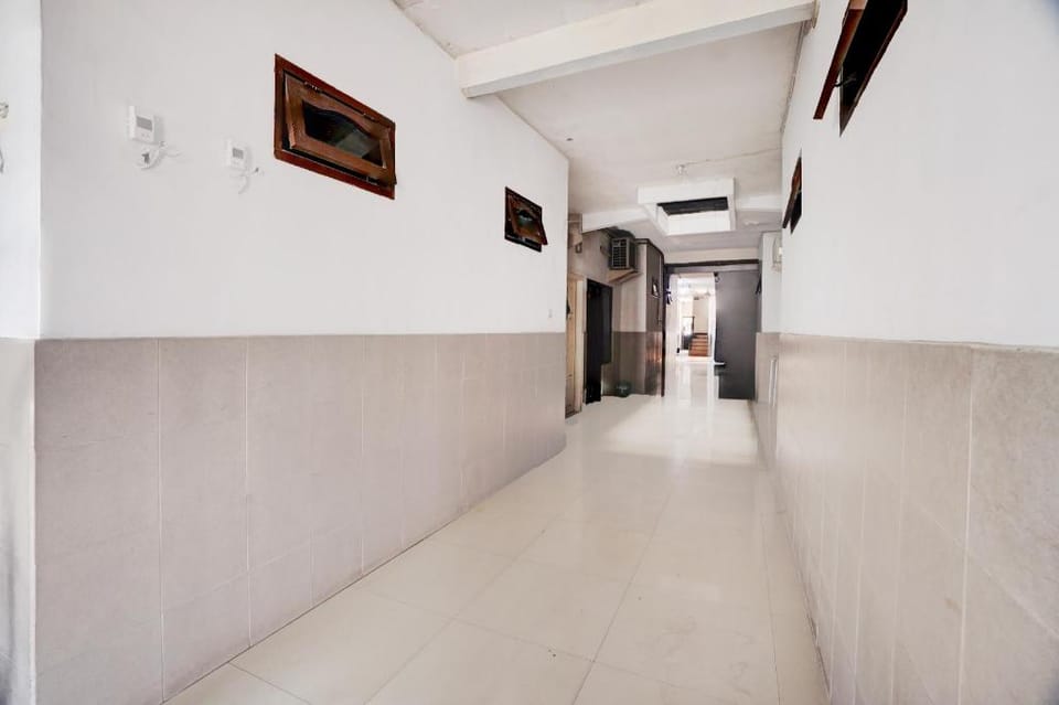 Hotel C-12 Residebce 6 Hour Stay Hotel in Surabaya