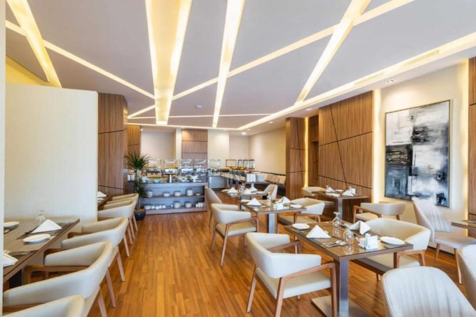 Dancenter Luxury Central King Fahd Road Formerly Anan Hotel Hotel in Riyadh
