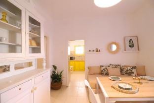 Elkaza Villas Apartment in Thera