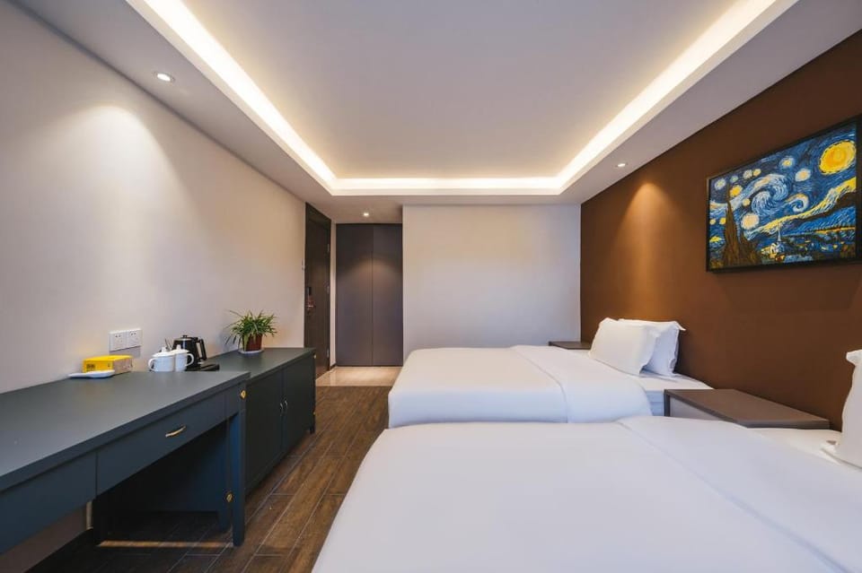 Floral Hotel Suzhou Night Park Hostel Hotel in Suzhou