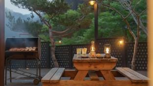 Hongcheon White Hill Pension Bed and Breakfast in Gyeonggi-do