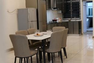 SemiD | Lunas Indah | Kulim toll 2KM | Karaoke Vacation rental in Penang