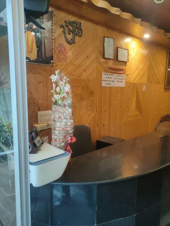 Hotel Kartik Hotel in Manali