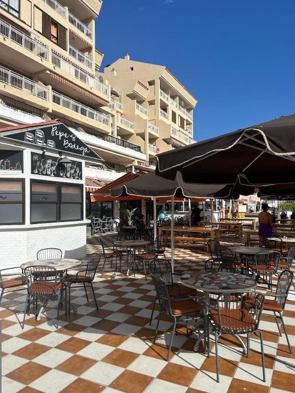 bed apt with pool views in Las Americas (K201) Apartment in Playa de las Americas