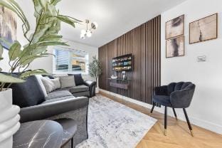 Modern 4BR House, Brentford/Pvt Garden/Parking Vacation rental in Brentford