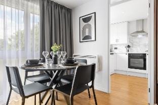 Luxury 2BR Flat Finchley/Pvt Parking Sleeps 5 Apartment in London