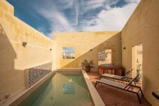 Narcisa - Luxury House w/ Pool, Cinema & Hot Tub Vacation rental in Malta