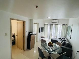 AGODA Rm# 1611 A 2br sea res. Vacation rental in Pasay