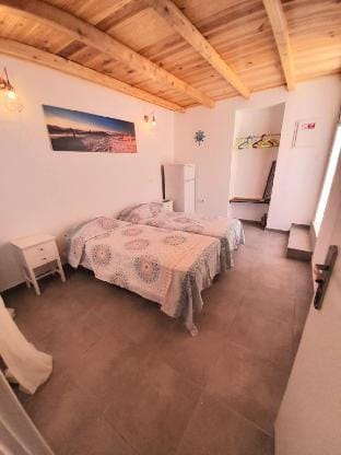 Indipendent suite Ibiza in Albufeira with wifi Vacation rental in Guia