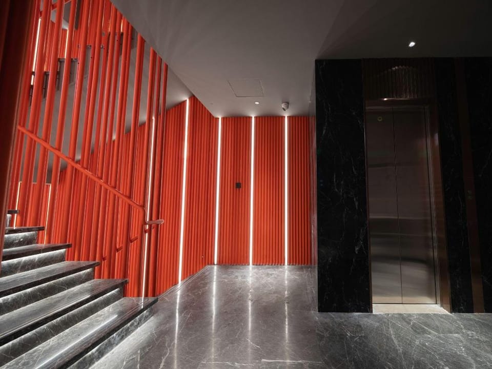 Jinglai Boutique Hotel - Shanghai Daning International Xizang North Road Subway Station Hotel in Shanghai