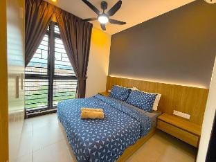 Peaceful 2BD & 1BA W Washer @NeuSuites (A-19-11) Vacation rental in Federal Territory of Kuala Lumpur