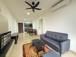 Spacious 3BD W 2BA & Kitchen @ M Vertika (B-12-02) Vacation rental in Federal Territory of Kuala Lumpur