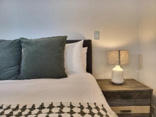 Sky Tower Neighbor: Fully Equipped Apartment Vic42 Vacation rental in Auckland
