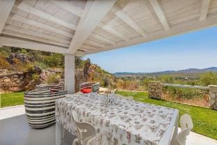 Domo Ruia - Red House Porto Istana Vacation rental in Porto Istana
