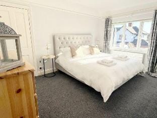 Westminster Park Family Retreat Vacation rental in Chester